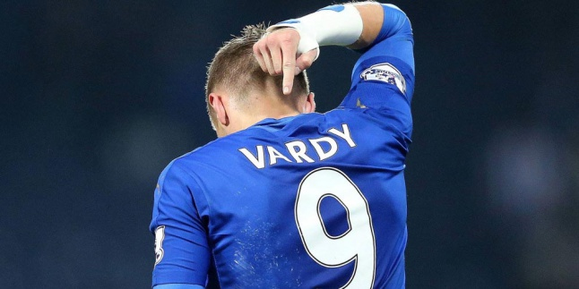 Cederanya Rooney Jadi Panggung Vardy di Timnas Inggris