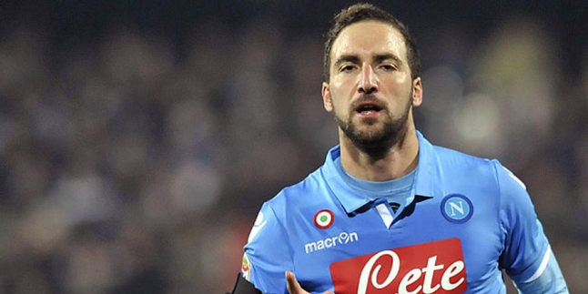 Chelsea Kurang Tajam, Mou Inginkan Higuain