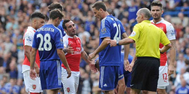 Chelsea Sikat Arsenal, 2 Kartu Merah Warnai Derby London