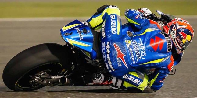 Dikejar Tim Besar, Vinales Makin Disayang Suzuki