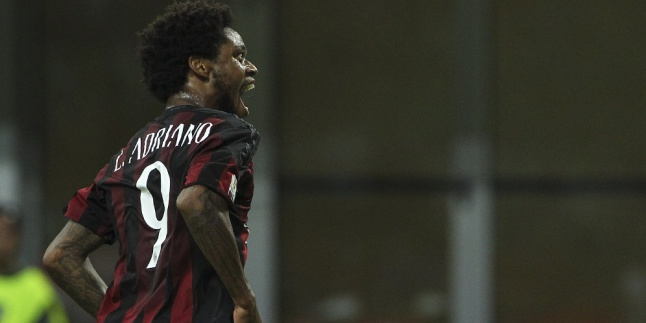 Dilepas Milan, Adriano Menuju Klub China