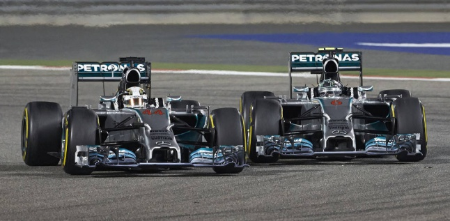 Hamilton Ragu Bisa Bersaing Dengan Rosberg