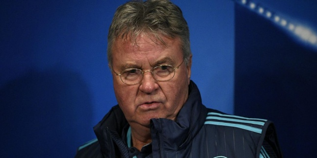 Hiddink Lebih Disukai di Chelsea Ketimbang Mourinho