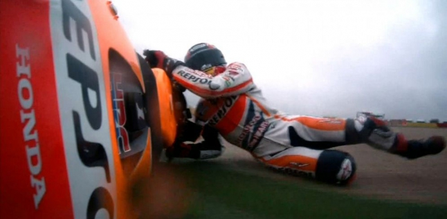 Ini 5 Momen Marquez Mencium Aspal Sirkuit!