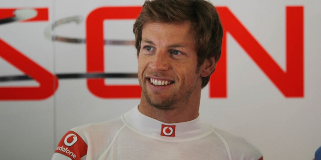 Jenson Button Alami Pencurian Seperti di Film