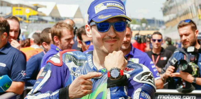 Jorge Lorenzo Tak Terbendung Bagai Kilat