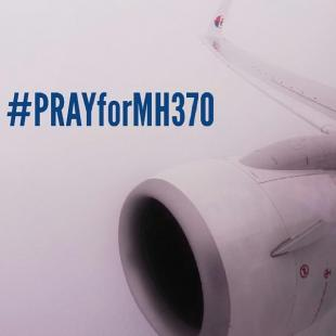 #PRAYforMH370