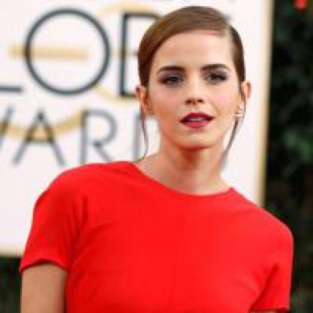 Emma Watson,  Aktris Berpenampilan Terburuk di Golden Globe 2014!