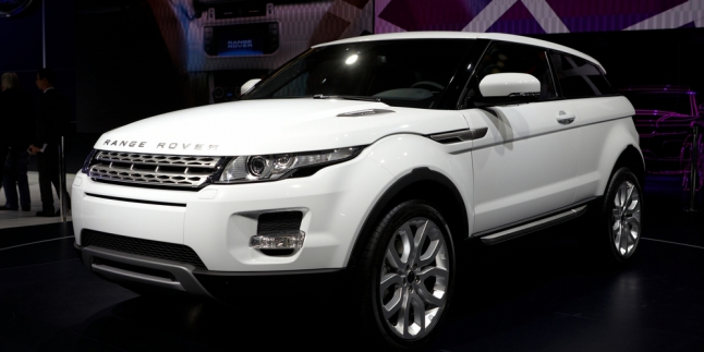 Mengintip Jaguar-Land Rover Tunggangan James Bond Terbaru thumbnail