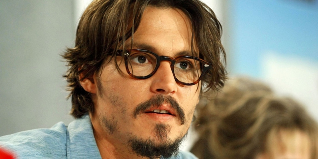 Mengritik Akting Johnny Depp Yang Tidak Depp Lagi