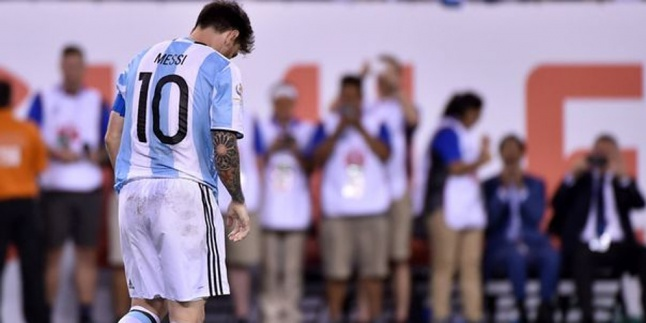 Messi Tarik Status Pensiun Bersama Argentina