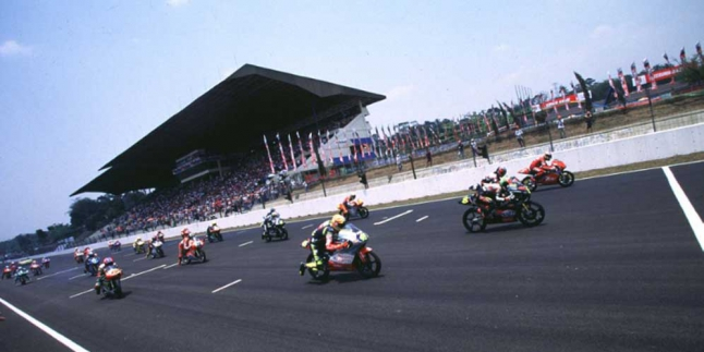 MotoGP: Sirkuit Jalanan Sentul (Part 1)