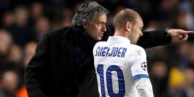 Mou Ingin Reuni dengan Sneijder