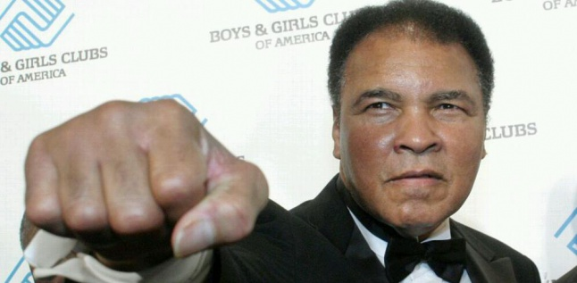 Muhammad Ali Dimakamkan 8 Hari Setelah Meninggal