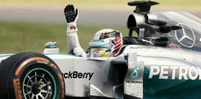 Mulai Balapan Di Posisi Buncit, Lewis Hamilton Kesulitan