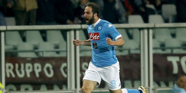 Napoli Akhirnya Rela Lepas Higuain?