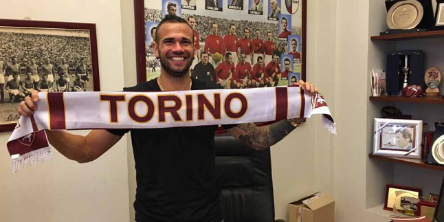 Leandro Castan Berganti 3 Klub dalam 1 Bulan