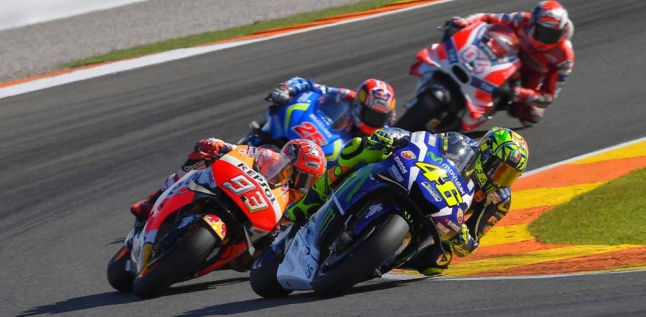 Duet Rossi Dan Vinales Bikin Marquez Serem