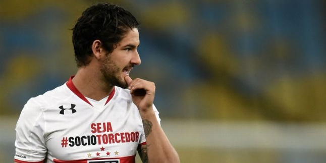 Pato Curhat Nyaris Perkuat Chelsea