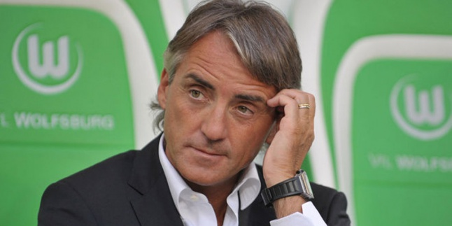 Pecat Hecking, Wolfsburg Incar Mancini Sampai Villas-Boas