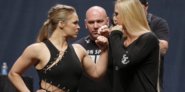 Ronda Rousey Ingin Balas Holly Holm