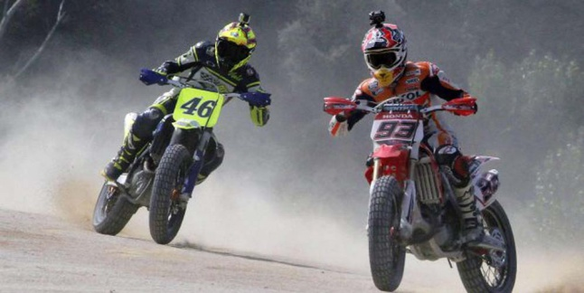 Rossi vs Marquez di Dirt Track