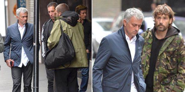 Saat Mourinho 'Dikeroyok' Tunawisma Manchester