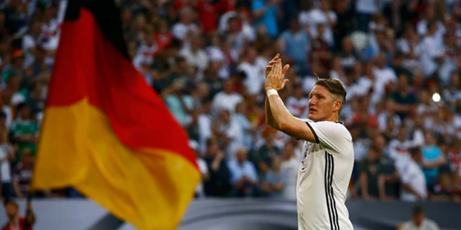 Schweinsteiger Pensiun Dari Timnas Jerman