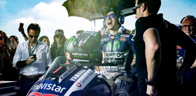 Stoner Sudah, Ducati Bidik Lorenzo