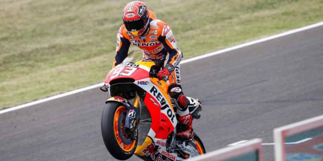 Tiga Kali Ganti Motor, GP San Marino Akhirnya Dikuasai Marquez