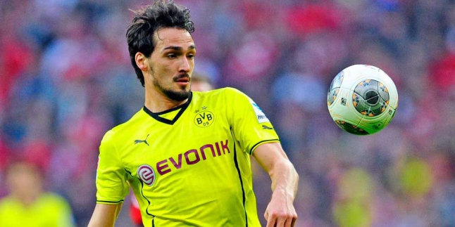 Van Gaal Mau Bawa Hummels ke Old Trafford