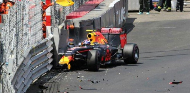 Verstappen Crash, Start Di Belakang Rio Haryanto