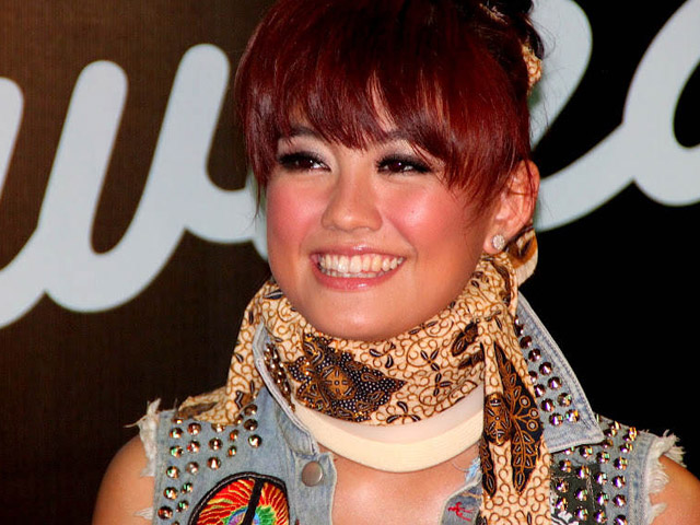 Agnes Monica Bakal Main Film Sama Adam Sandler?