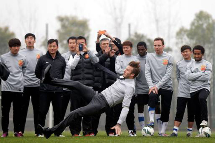 Beckham Kepleset Pas Mau Show Off