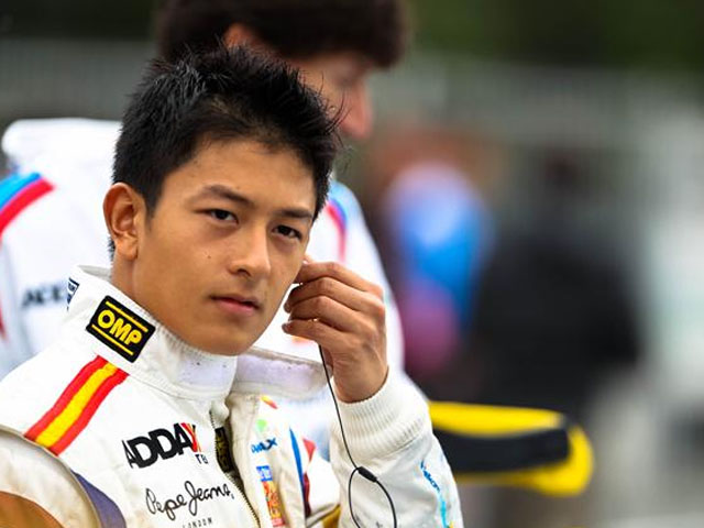 Dua Ban Kempes Warnai Perjuangan Rio Haryanto