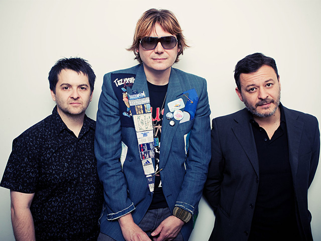 'Generation Terrorists' Selamatin Karir Manic Street Preachers