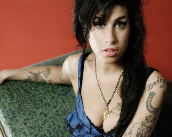 Keluarga Winehouse memutuskan menjual rumah Amy.