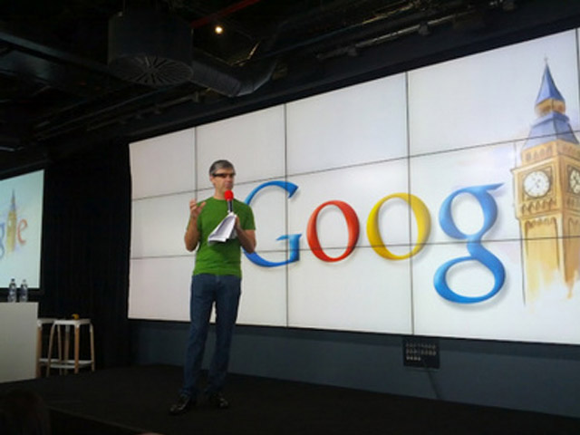 Larry Page Ngasih Bocoran OS Google Glass