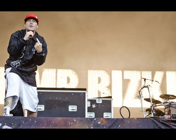 Limp Bizkit rilis album rock universal thumbnail