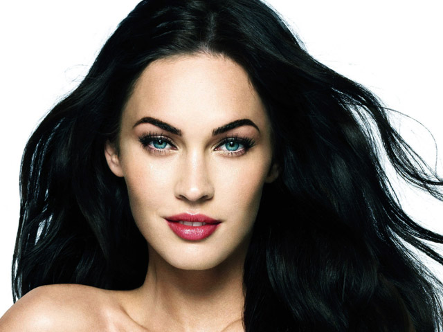 Megan Fox Jadi Mutant Ninja Turtle thumbnail