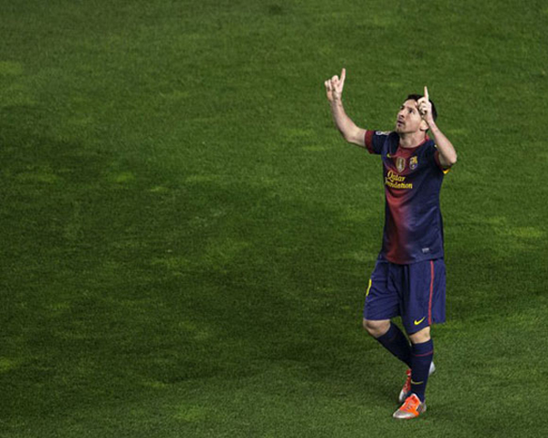 Messi Catatkan Gol Ke-300