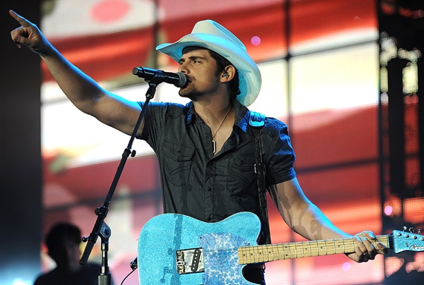 Nyusul Katy Perry, Brad Paisley Ikutan Tur Rolling Stones!