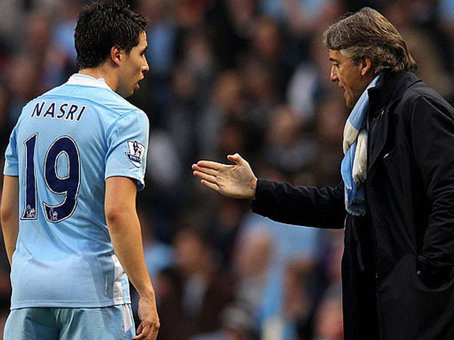 Roberto Mancini Pengen Nonjok Samir Nasri!