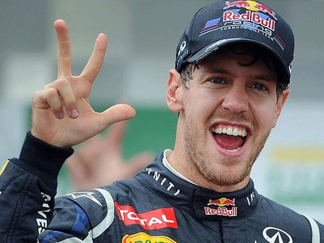 Sebastian Vettel Hattrick Juara di Singapura thumbnail