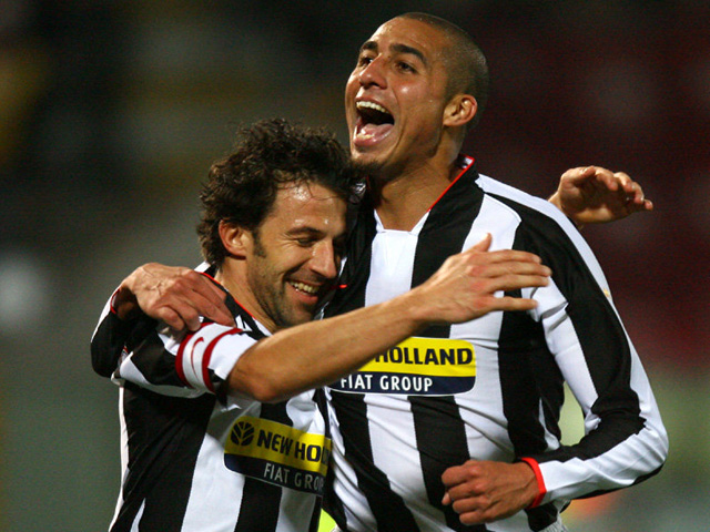 Tevez-Llorente Mengingatkan Trezeguet-Del Piero