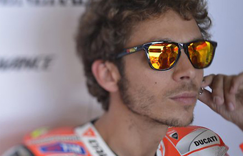 Valentino Rossi Pindah Aliran?