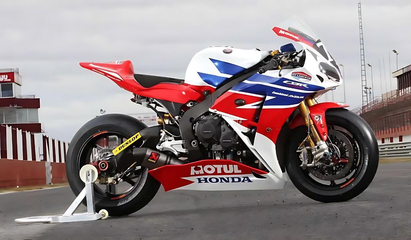 desain Honda CBR1000RR yang kece