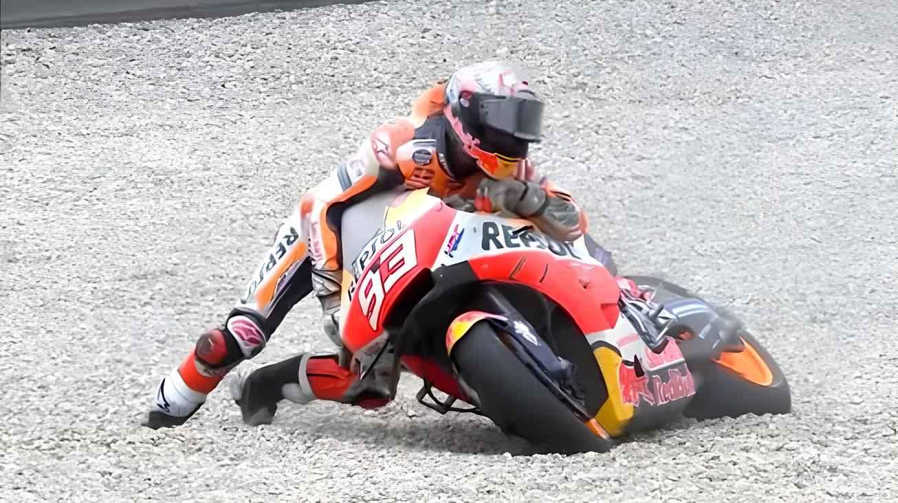 marc marquez mengalami kecelakaan saat motogp catalunya 2021