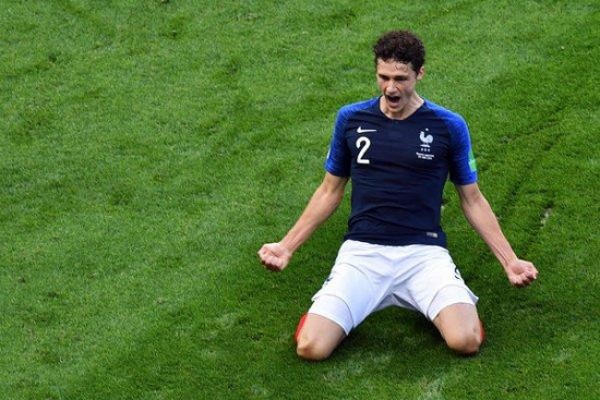 Gol Canon Ball Benjamin Pavard Yang Terkeren Di Piala Dunia 2018!